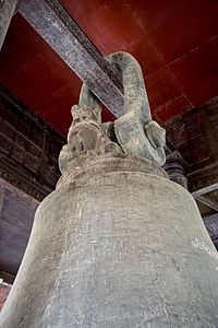 Suspension of the Mingun Bell