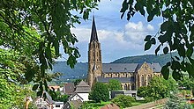 Katholische Pfarrkirche Rheinbrohl St. Suitbert, Foto aus 2021