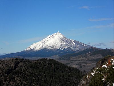 376. Mount Jefferson is the second-highest summit in Oregon.