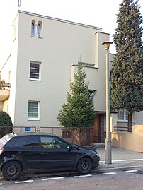 1 Asnyka Street, facade