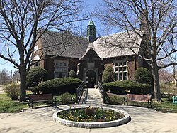 Auburndale Library