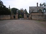 Dalkeith Park, King's Gate, Walls And Lodge