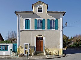 The town hall in La Chapelle-Grésignac