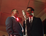 Louis Armstrong und Willis Conover (1958)