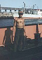 Matrose an Bord eines Frachtschiffs 1959