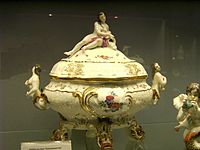 Tureen of the Swan Service