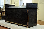 Rectangular wooden box with vaulted lid