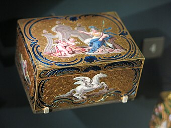 Rococo snuff box with Minerva, by Jean-Malquis Lequin, 1750–1752, gold and painted enamel, Louvre[108]