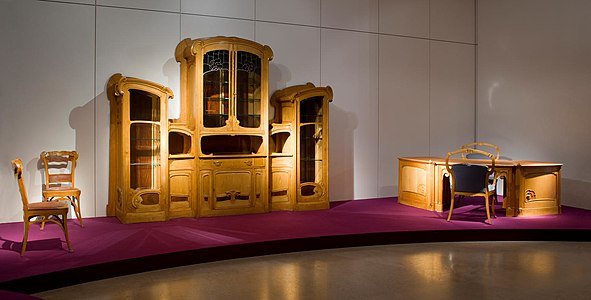 Furniture from Turin by Victor Horta (1902), in the collection of the King Baudouin Foundation