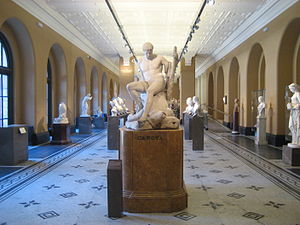 Room 22—Sculpture 1600–1870, Canova—Theseus and the Minotaur