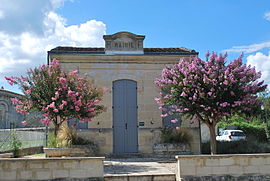 The town hall in Mouillac