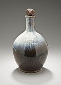 Agano ware sake bottle (tokkuri), Edo period, mid-19th century