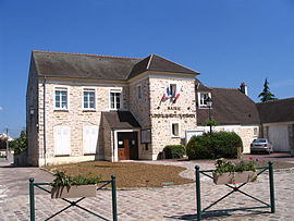 The town hall in Vernou-la-Celle-sur-Seine