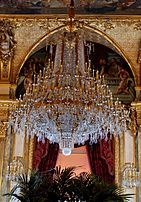 Central chandelier of the Grand Salon