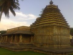 Bhuvaraha Narasimha temple Halasi