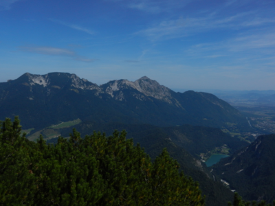 Ausblick vom Ristfeuchthorn zum Massiv des Hochstaufens im Norden
