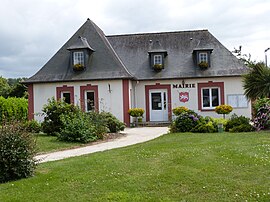 The town hall of Bréhand