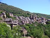 Global view of the village of Conques.