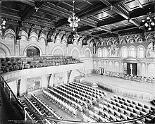 Gaston Hall in 1904
