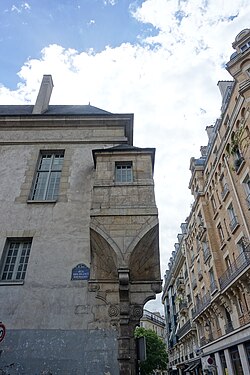 Looking south from the rue des Francs-Bourgeois