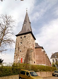 Gemeinschaftlich genutzter katholischer Glockenturm