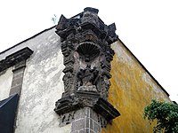 Niche in a Baroque palace in La Merced, Mexico City.