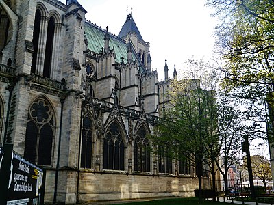 South side of the nave, with buttresses and chapels