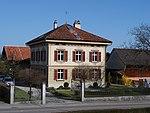 Wohnhaus Frohburg von 1879, 1991 mit Beiträgen des Amtes für Denkmalpflege restauriert.