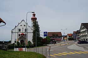 Dorfzentrum von Gommiswald mit Kirche