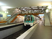 MF 77 rolling stock on Line 7 at Villejuif–Paul Vaillant-Couturier