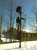 A defunct railway signal on the Hudson Valley Rail Trail