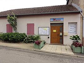 The town hall in Baslieux