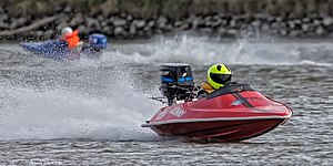 Hydroplanes on the river