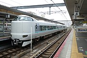 A 287 series at Nara station on a Mahoroba service on April 6, 2020