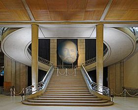 Grand stairway of the French Economic, Social and Environmental Council, built for the 1937 Exposition by Auguste Perret (1934–1948)