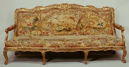 Settee (sofa) (ca 1754 –56), carved and gilded beech; wool and silk tapestry, 111.8 x 235 x 81.3 cm., Metropolitan Museum of Art