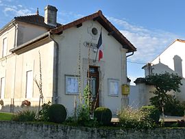 The town hall in Vanzac