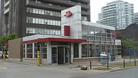 Freistehender Zugangspavillon der Station Spadina, Toronto