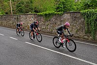 Egan Bernal (far right) in pink helmet (stage 15)