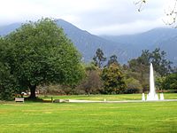 Los Angeles County Arboretum, view of fountain