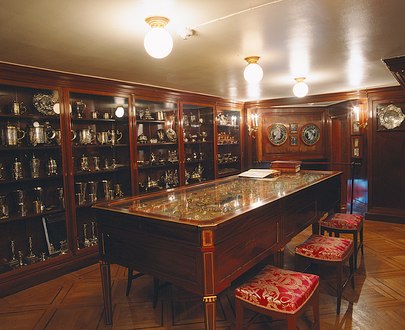 The silver room