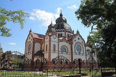 Subotica Synagogue by Marcell Komor and Dezső Jakab (1901)