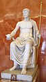 Thronender Augustus in der Pose Jupiters mit Langzepter und einer Kugel als Symbol der Weltherrschaft, Thronbild