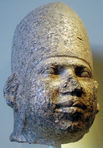 Kopf einer Granitstatue, die möglicherweise Huni repräsentiert Brooklyn Museum, New York