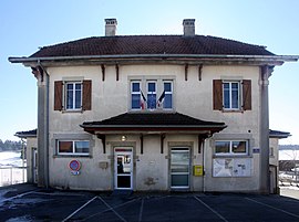 The town hall in Narbief