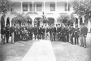 Studenten vor der Universität San Marcos, 1896