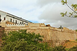 High area of the bastion with embrasures in the upper part