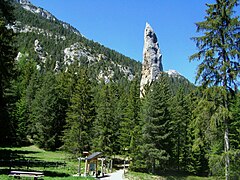 Monolithe of Sardières (93 m)