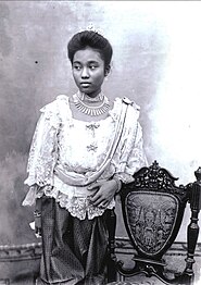 Chao Chom Mom Rajawongse Sadap (1890–1983), was the noble consort of King Chulalongkorn (Rama V)