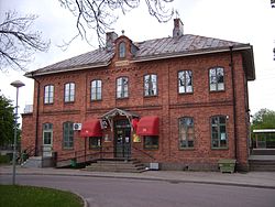 Vikingstad railway station in May 2007